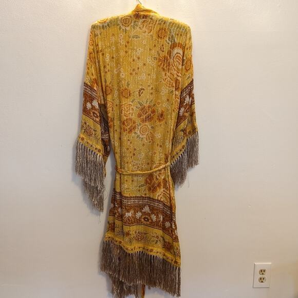 ♲ Spell Mystic Tasseled Robe in Sunflower - Picture 4 of 7